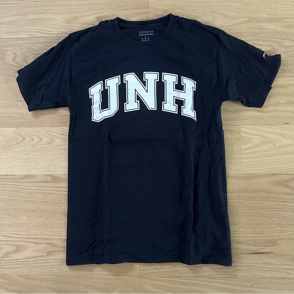 Small UNH Champion Tee
